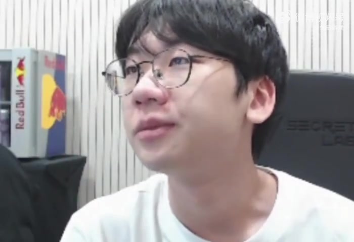 Doran：中国弹幕粉丝们好像经常在吵架，有自动翻译但都看不太懂